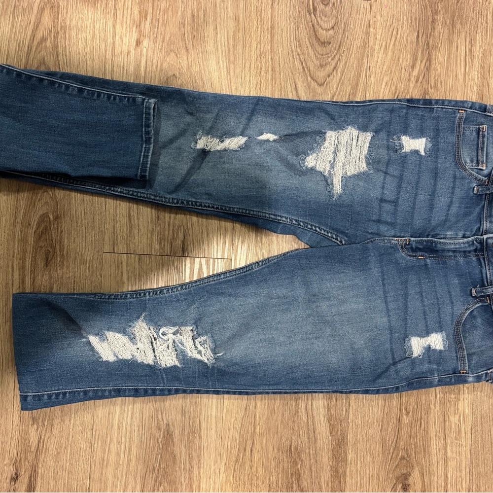 Men's Distressed Blue Jeans